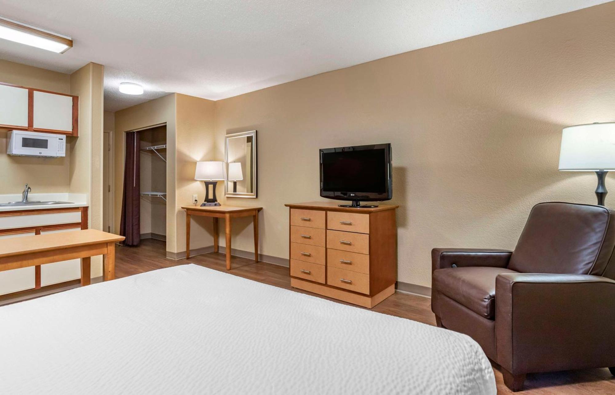 Extended Stay America Suites - San Antonio - Colonnade - Medical Екстер'єр фото